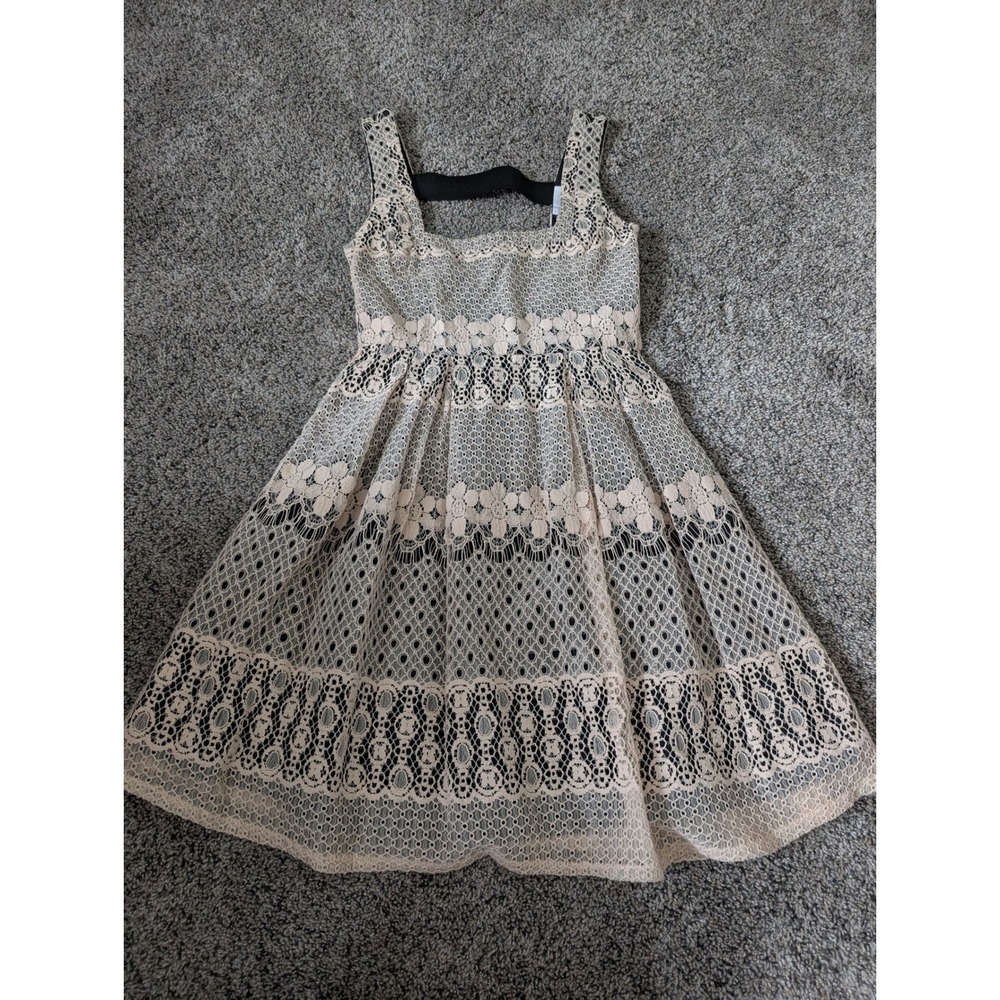Monteau Los Angeles Cream Black Floral Lace Fit Flare Dress Open Strappy Back S‎